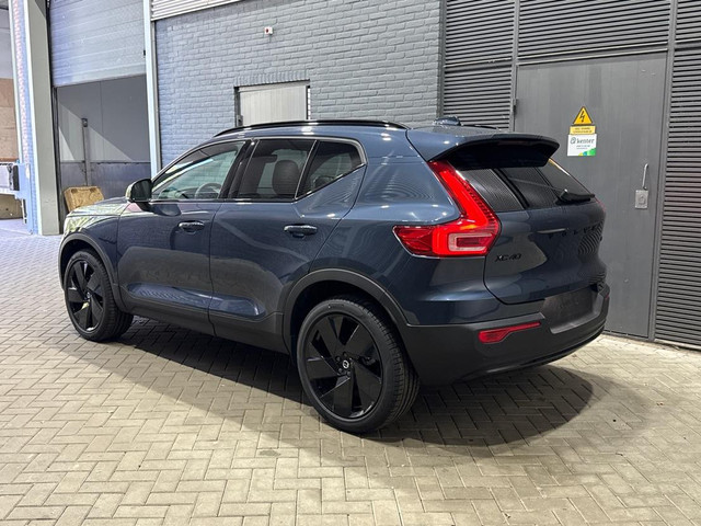 Foto 4 van Volvo XC40 B3 Plus Black Edition | Harman/Kardon | BLIS | 360° Camera | Pilot Assist | Stoel+Stuurve