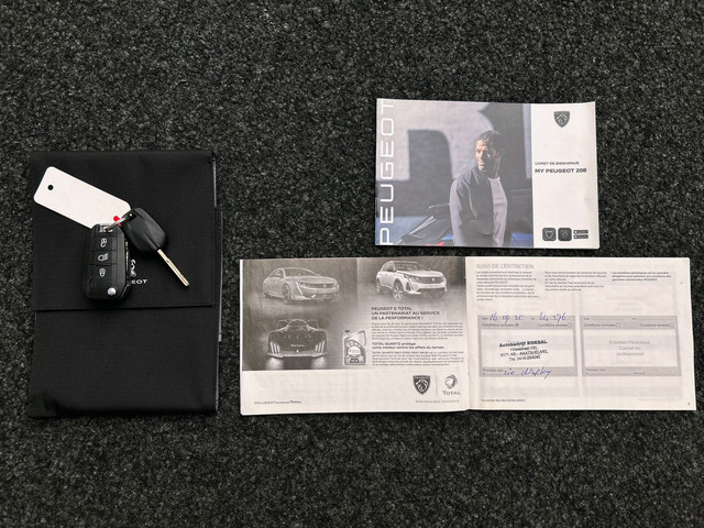 Foto 9 van Peugeot 208 1.2 PureTech Active | Apple/Carplay | Navigatie | Cruise/Control | Climate/Control