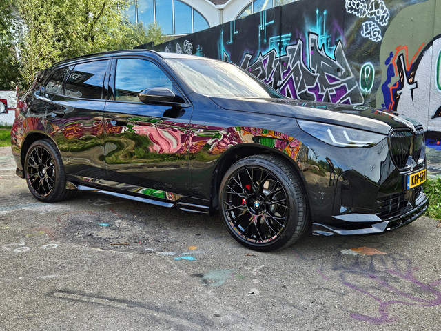 Foto 4 van BMW X3 30e xDrive Shadowline M-Sport pack Trekhaak