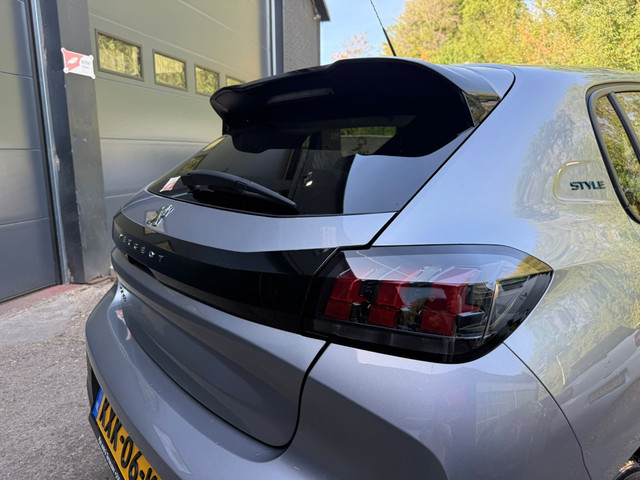 Foto 6 van Peugeot 208 1.2 GT | Carplay| Led|