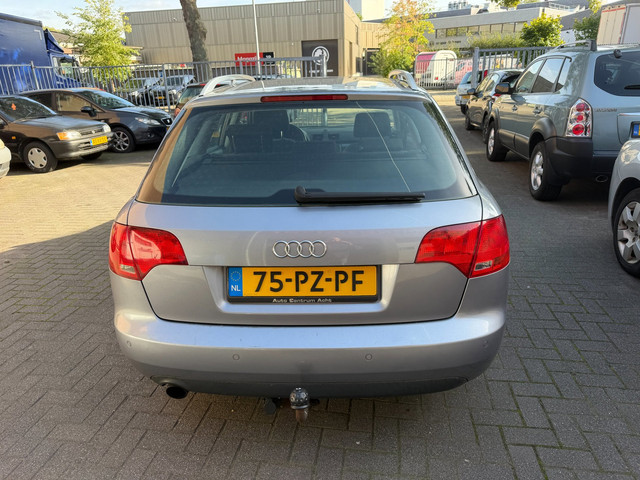 Foto 5 van Audi A4 Avant 2.0 Pro Line