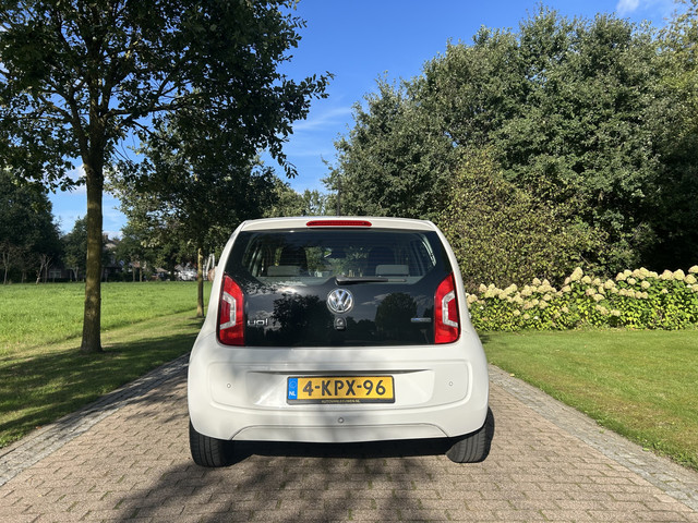 Foto 9 van Volkswagen up! 1.0 move up! BlueMotion | NAVI | Cruise Control | PDC |