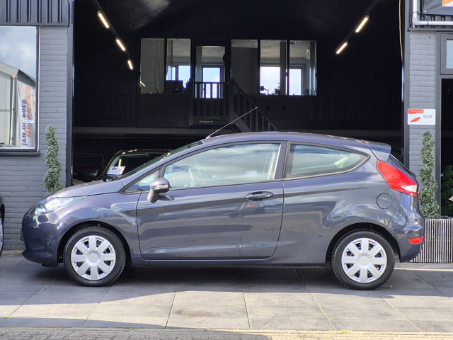 Foto 10 van Ford Fiesta 1.25 Limited|2e eig|NAP|Airco|El.Ramen|APK|AUX