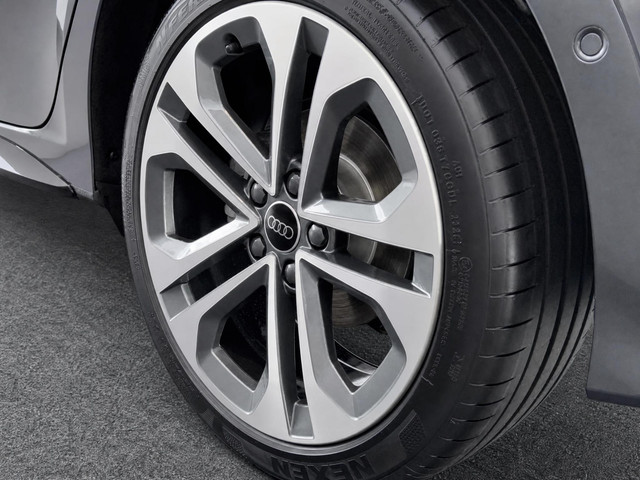 Foto 8 van Audi A3 Sportback 40 TFSI e S edition 204 PK · Glazen panoramadak · SONOS premium 3D · Lichtpakket p