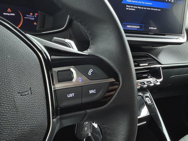 Foto 3 van Peugeot 208 1.2 Hybrid 110 e-DCS6 Allure Carplay | Cruise | Pdc