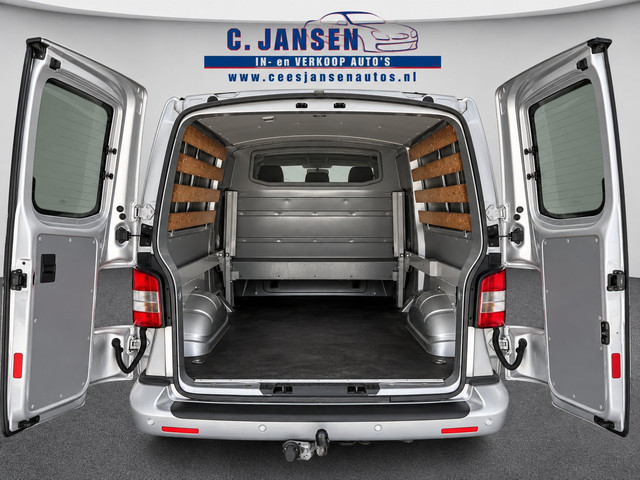 Foto 7 van Volkswagen Transporter 1.9 TDI 340 Budgetline DC T-Edition! Super mooi! Volledig onderh. Trekhaak!