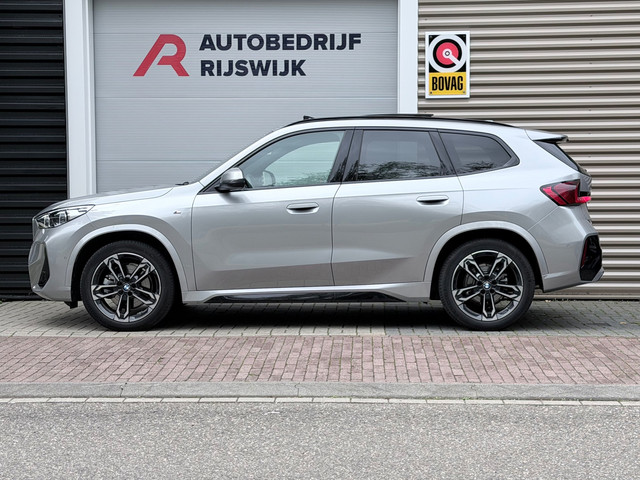 Foto 8 van BMW X1 SDrive20i M Sport Pano/H&K/360/ACC