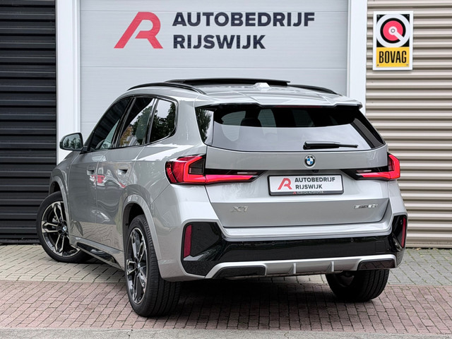 Foto 7 van BMW X1 SDrive20i M Sport Pano/H&K/360/ACC