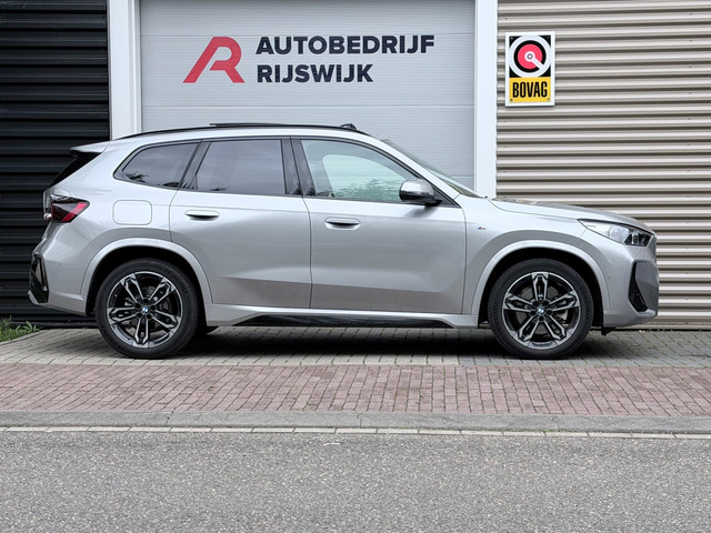 Foto 5 van BMW X1 SDrive20i M Sport Pano/H&K/360/ACC