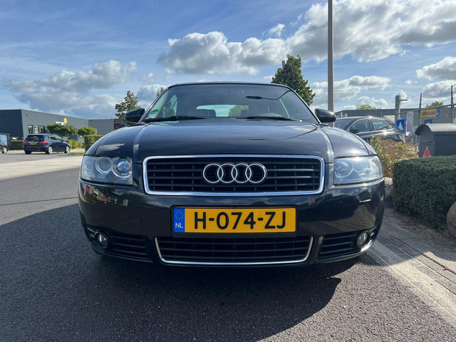 Foto 10 van Audi A4 Cabriolet 3.0 V6 | Airco | NAVI | Cruise Control | Lederen Bekleding | Houtafwerking
