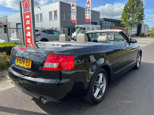 Foto 2 van Audi A4 Cabriolet 3.0 V6 | Airco | NAVI | Cruise Control | Lederen Bekleding | Houtafwerking