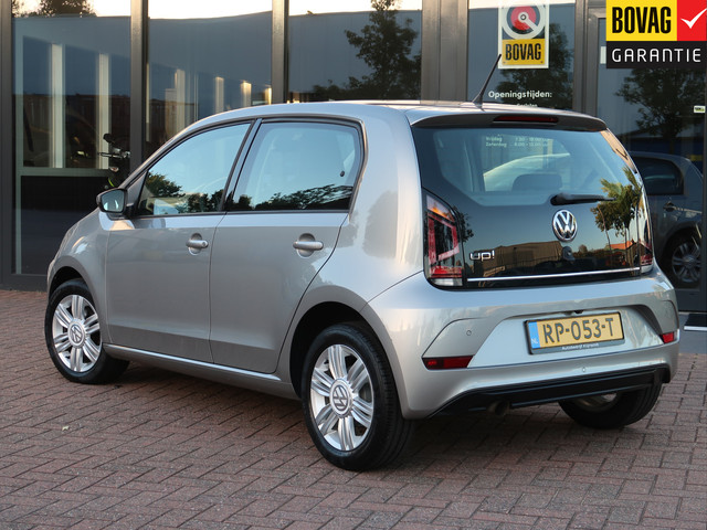 Foto 10 van Volkswagen up! 1.0 TSI 90pk high up! | Parkeersensoren | Cruise Control | Camera |