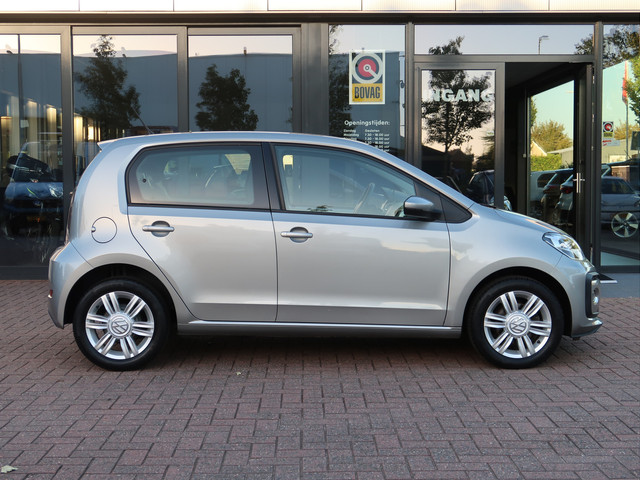 Volkswagen up! 1.0 TSI 90pk high up! | Parkeersensoren | Cruise Control | Camera |