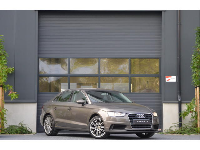 Foto 2 van Audi A3 Limousine 1.4 TFSI CoD Ambition Pro Line Plus Automaat | Stoelverwarming | Trekhaak | Cruise