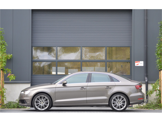 Foto 10 van Audi A3 Limousine 1.4 TFSI CoD Ambition Pro Line Plus Automaat | Stoelverwarming | Trekhaak | Cruise