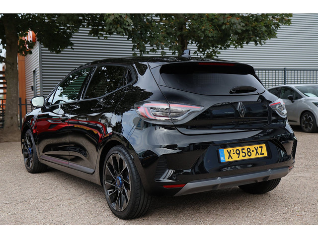Foto 9 van Renault Clio 1.6 E-Tech Full Hybrid 145 esprit Alpine 360 Camera