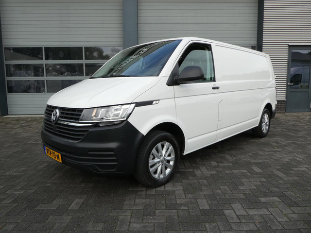 Foto 2 van Volkswagen Transporter 2.0 TDI L2H1 150 pk automaat , 3 zits , trekhaak