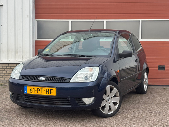 Foto 2 van Ford Fiesta 1.3 Futura