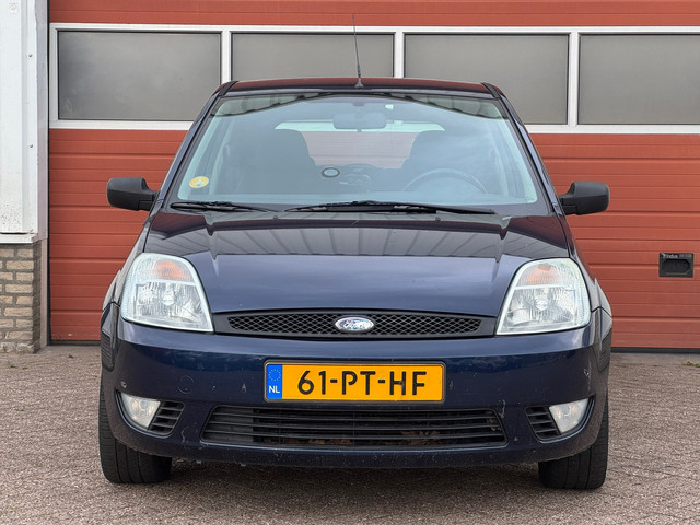 Foto 3 van Ford Fiesta 1.3 Futura