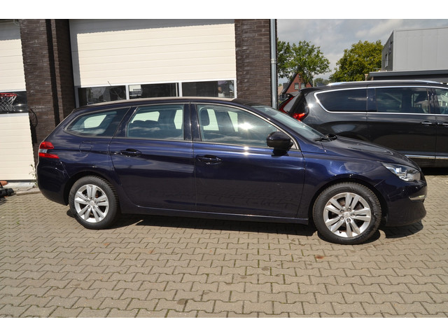 Foto 6 van Peugeot 308 SW 1.2 e-THP Active