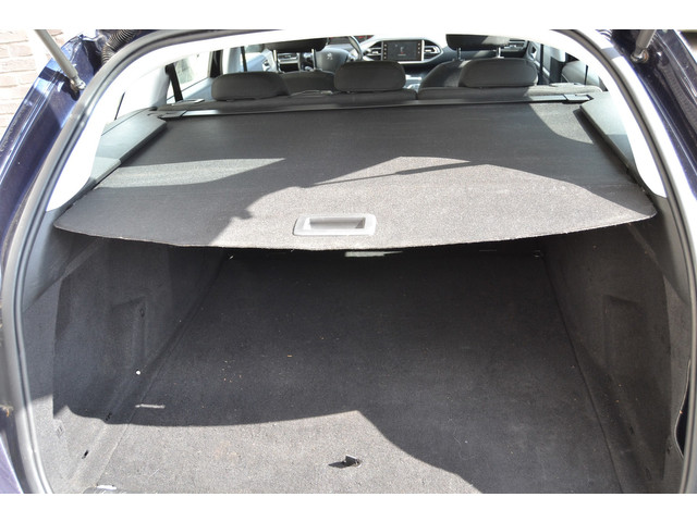Foto 9 van Peugeot 308 SW 1.2 e-THP Active