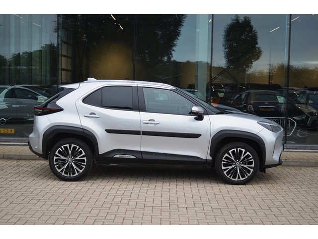 Foto 6 van Toyota Yaris Cross 1.5 Hybrid Executive |JBL | Stoel/stuurverwarming | Pano | Camera | Carplay