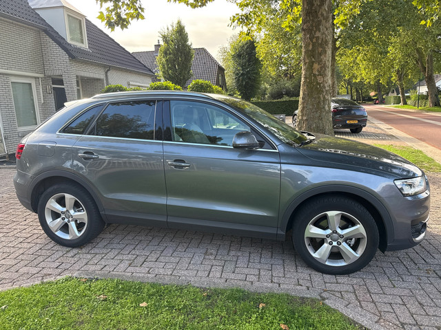 Foto 10 van Audi Q3 2.0 TFSI quattro Pro Line automaat