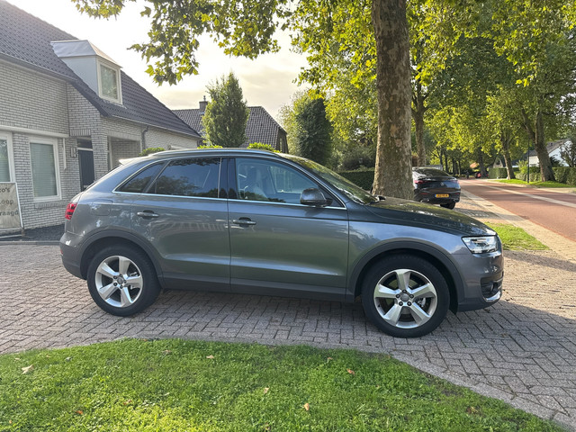 Foto 6 van Audi Q3 2.0 TFSI quattro Pro Line automaat