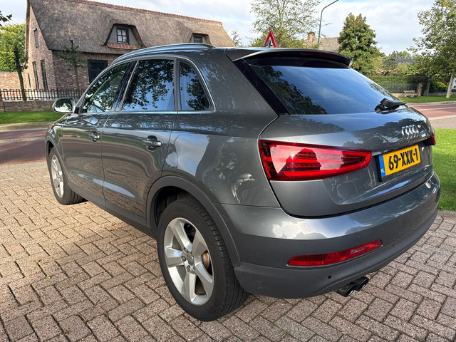 Foto 5 van Audi Q3 2.0 TFSI quattro Pro Line automaat