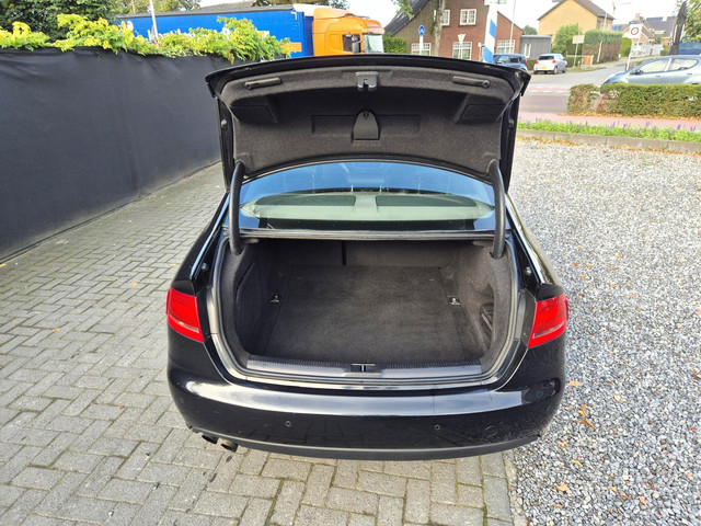 Foto 4 van Audi A4 Limousine 1.8 TFSI Pro Line S Automaat Navi Clima Cruise Afn. trekhaak