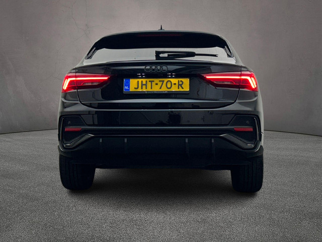 Foto 8 van Audi Q3 Sportback 45 TFSI e S Edition | Adaptieve Cruise Control | Trekhaak | Camera | Privacy Glas