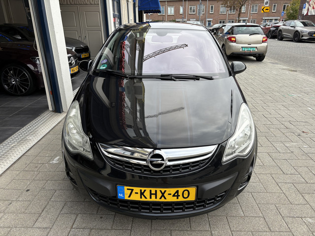 Foto 4 van Opel Corsa 1.4-16V Cosmo 1E EIG/NAP/DEALER OND/NAVI/CLIMA/5 DRS