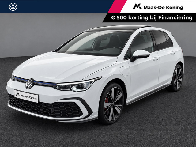 Volkswagen Golf 1.4 eHybrid 245pk GTE · Panoramadak · Trekhaak · Apple/Android Car Play · Camera · S
