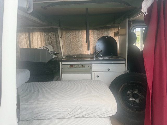 Foto 2 van Ford TRANSIT FT100 CAMPER!AUTOMAAT!APK2027!KOOPJE!