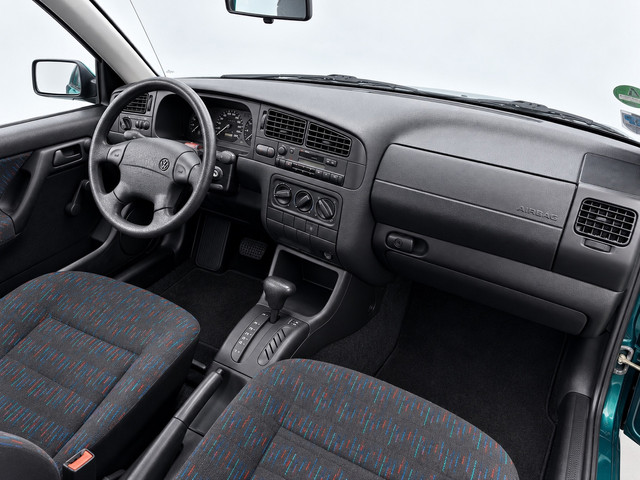 Foto 10 van Volkswagen GOLF 1.8 CL |1e eigenaar en 1e lak, uitzonderlijk mooi