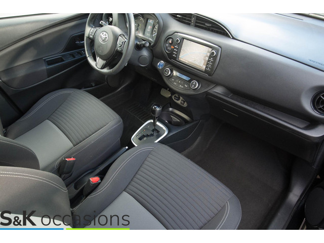 Foto 9 van Toyota Yaris 1.5 Hybrid Executive