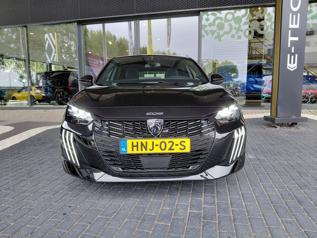 Foto 4 van Peugeot 208 1.2 Hybrid 145 e-DCS6 GT | CLIMATE | CARPLAY | ELEKTRISCHE STOELVERSTELLING