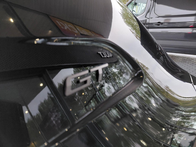 Foto 9 van Peugeot 208 1.2 Hybrid 145 e-DCS6 GT | CLIMATE | CARPLAY | ELEKTRISCHE STOELVERSTELLING