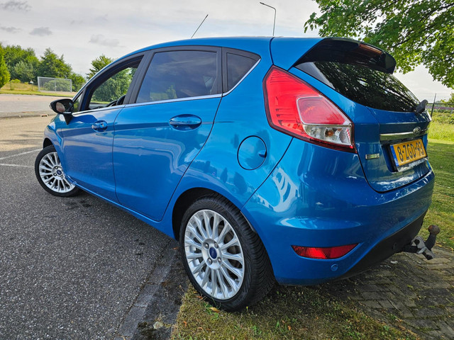 Foto 8 van Ford Fiesta 1.0 EcoBoost Titanium 5-deurs AIRCO/cruise
