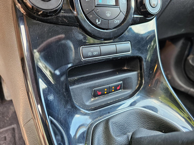 Foto 5 van Ford Fiesta 1.0 EcoBoost Titanium 5-deurs AIRCO/cruise
