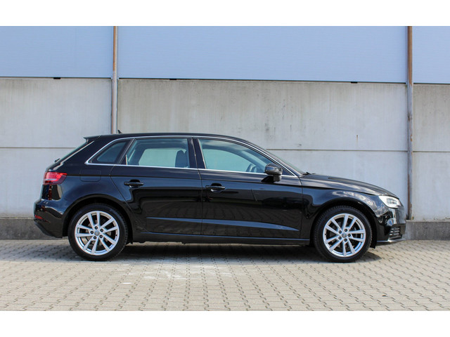 Foto 4 van Audi A3 Sportback 30 TFSI Sport Lease Edition - automaat - xenon - cruise
