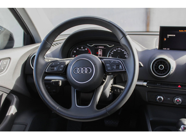 Foto 7 van Audi A3 Sportback 30 TFSI Sport Lease Edition - automaat - xenon - cruise