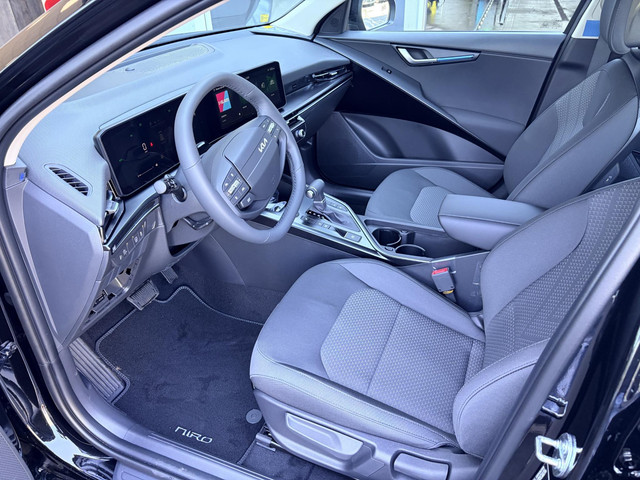 Foto 6 van Kia Niro 1.6 GDi Hybrid ComfortLine Nu €3.000,- voordeel | Direct uit voorraad leverbaar
