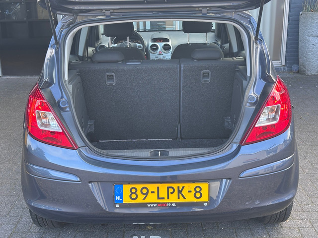 Foto 6 van Opel Corsa 1.2-16V Edition AIRCO / ELEKT RAMEN / 5DRS