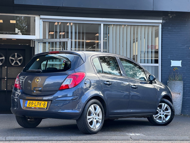 Foto 7 van Opel Corsa 1.2-16V Edition AIRCO / ELEKT RAMEN / 5DRS