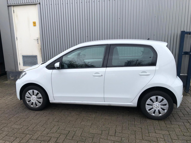 Foto 3 van Volkswagen Up! 1.0 BMT move up! 1E EIG / AIRCO / BLUETOOTH / ZUINIG /