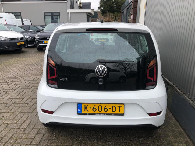 Foto 7 van Volkswagen Up! 1.0 BMT move up! 1E EIG / AIRCO / BLUETOOTH / ZUINIG /