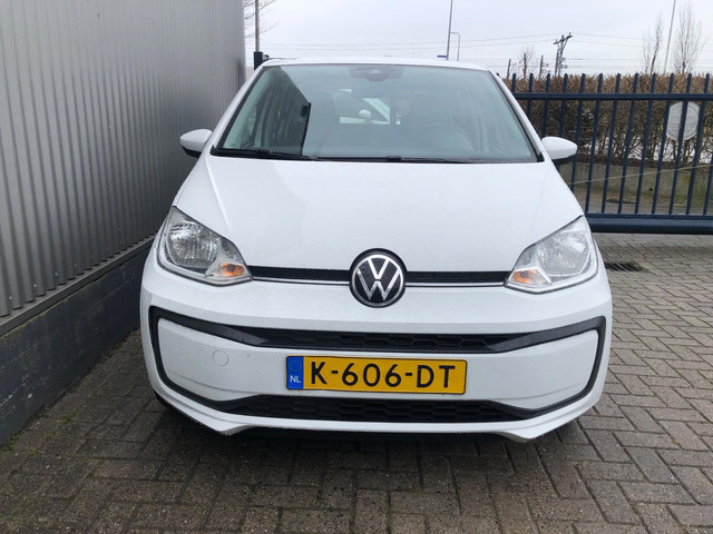 Foto 8 van Volkswagen Up! 1.0 BMT move up! 1E EIG / AIRCO / BLUETOOTH / ZUINIG /
