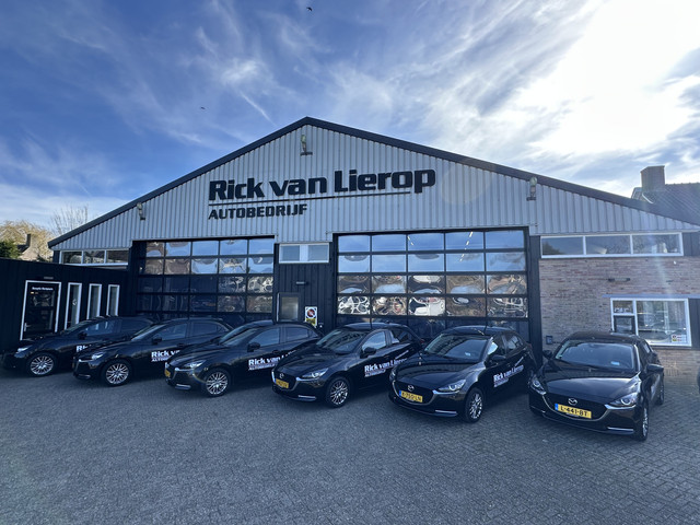Foto 7 van Kia Niro 1.6 GDi Hybrid DynamicLine | NL-Auto | Dealer Onderhouden