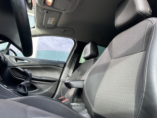 Foto 8 van Opel Astra Sports Tourer 1.0 Innovation / Navi / Camera / PDC / Cruise / Clima / NAP